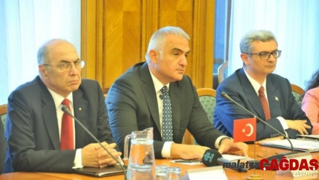 Türkiye ile Çekya arasında işbirliği mutabakatı imzalandı