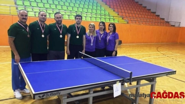 Malatya Masa Tenisi takımı finale yükseldi