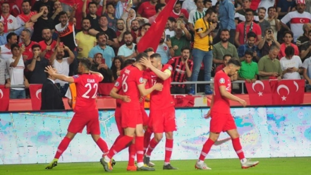 Türkiye, tarihinde ilk kez Fransayı yendi