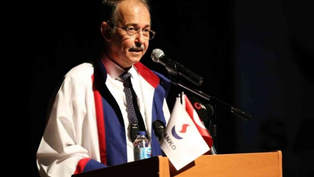 Türkiye vakıf ve devlet üniversiteleri mezunlar memnuniyeti raporu