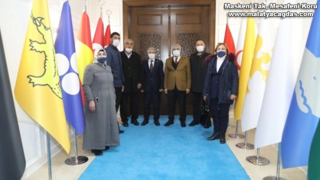 Türkmen dostu Başkan Güder'e teşekkür ziyareti