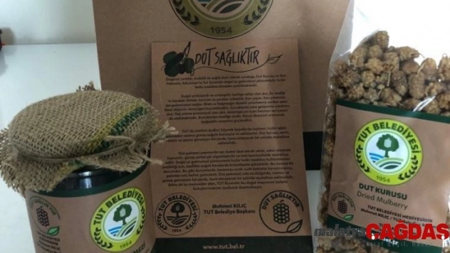 Tut Belediyesi'nden Kılıçdaroğlu'na dut kurusu ve dut pekmezi