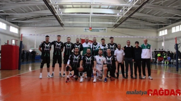 TVF Erkekler 1. Lig: Solhanspor: 3 - Torul Gençlik: 0