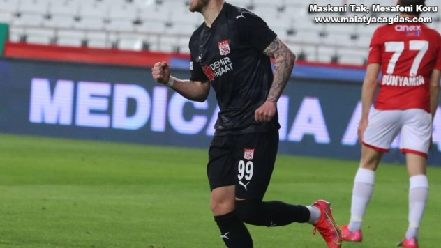 Tyler Boyd gol sayısını 4'e çıkarttı