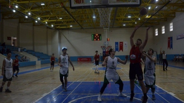 U-16 Erkekler Anadolu Şampiyonası başladı