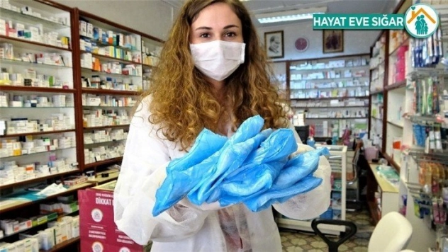 Ücretsiz maskeler Bursa'da eczanelere geldi