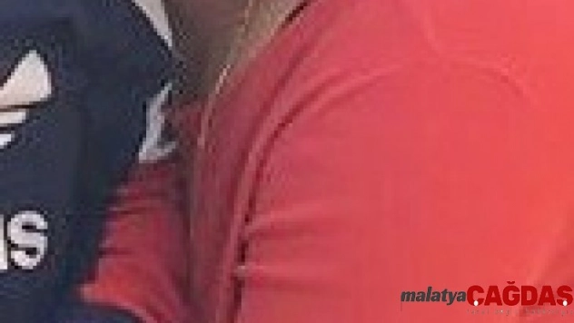 Uçuruma yuvarlanan otomobilin sürücüsü ağır yaralandı