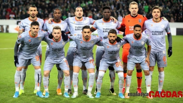 UEFA Avrupa Ligi: B. Mönchengladbach: 1 - Medipol Başakşehir: 1 (İlk yarı)