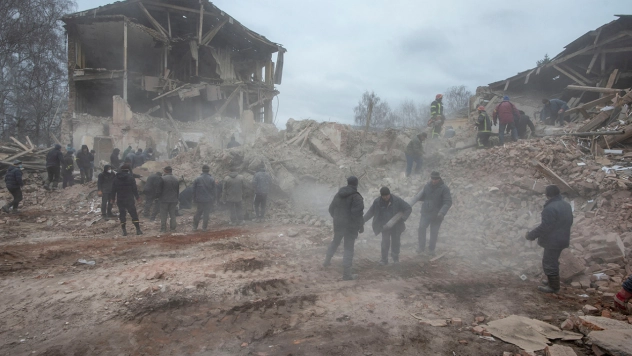 Ukrayna'da askeri eğitim merkezi vuruldu