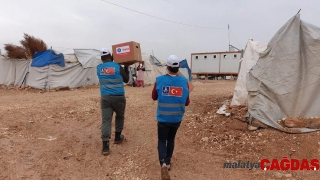 Ülker'den Suriye'de ihtiyaç sahibi ailelere bin 200 koli gıda desteği