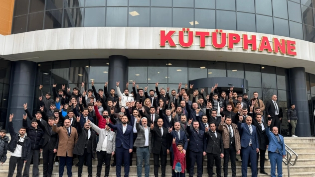 Ülkü Ocakları ortaöğretim bilgi yarışması Elazığ'da büyük heyecana sahne oldu