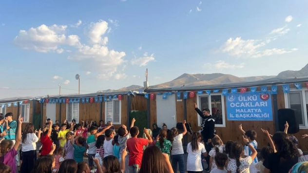 Ülkü Ocakları Yaz Tatilini Şenliklerle Renklendiriyor