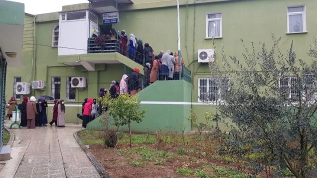 Üniversite ve Hafızlık öğrencileri Bilal-i Habeşi Kız Kursu'nda buluştu