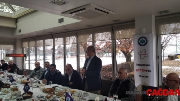 Üniversite ve sanayi temsilcileri ETTOM'un düzenlediği kahvaltıda buluştu