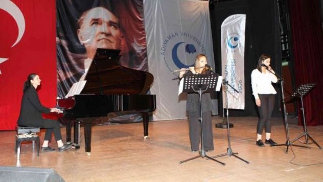 Üniversitede İstiklal Marşı'nın kabulü programı düzenlendi