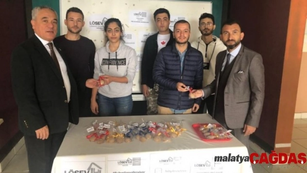 Üniversiteli gençlerden LÖSEV'e destek