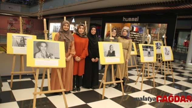 Üniversitelilerden 67 Burda AVM'de farkındalık etkinliği