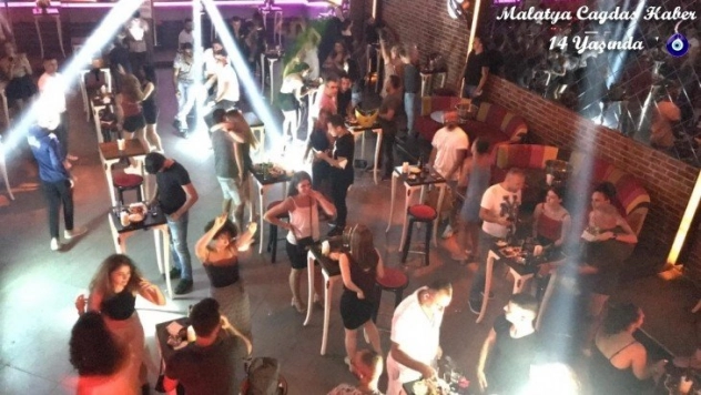 Ünlü gece kulübü korona virüs denetiminden tam not aldı