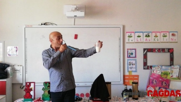 Ünlü sihirbaz: 'Sihir diye bir şey yok, her gösterinin bir yöntemi var'