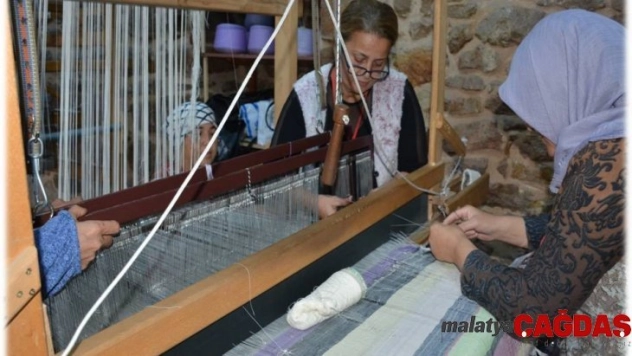 Unutulmaya yüz tutmuş el sanatları Nallıhan'da ustasıyla buluştu