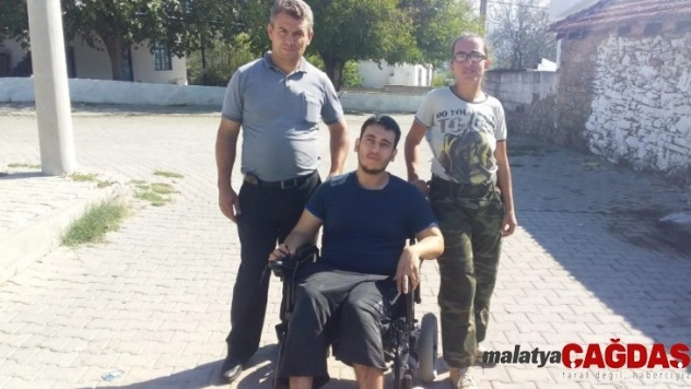 Ural 'Köprü vazifesi görüyoruz'