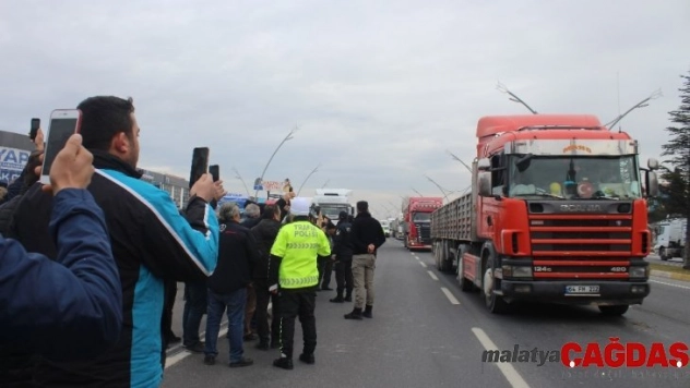 Uşak'ta kamyoncu esnafından 'Dijital Takograf' eylemi