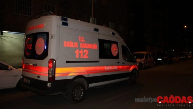 Uyuşturucu alan eşini bıçaklayarak öldürdü