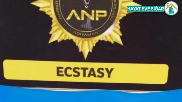 Uyuşturucu satıcısı suçüstü yakalandı