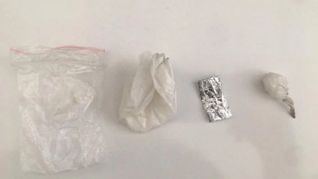 Uyuşturucu taciri simitçi kılığına giren Güven Timi'nden kaçamadı