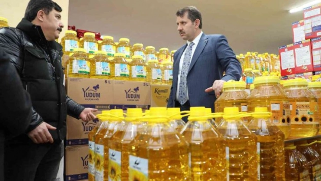 Vali Ayhan yağ denetiminde: 'Oyuna gelmeyin, fiyatlar aynı'