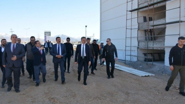 Vali Baruş, OSB'de İncelemelerde Bulundu