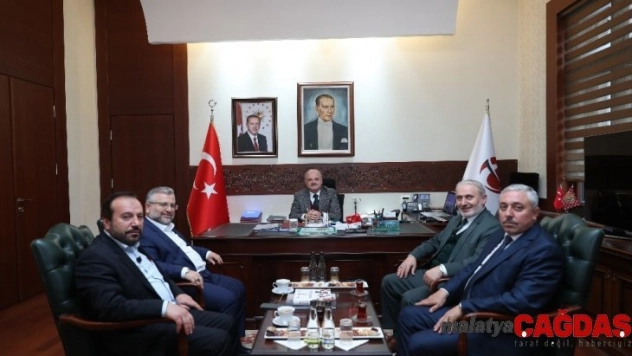 Vali Çakacak, Diyanet-Sen Genel Başkan Yardımcılarını kabul etti