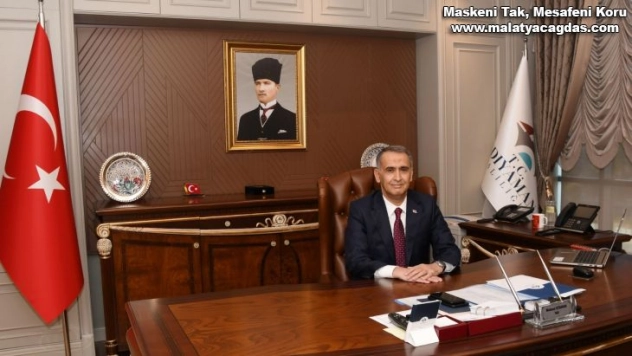 Vali Çuhadar, Ramazan Bayramını kutladı