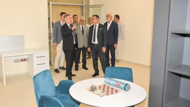 Vali Elban: 'Konforlu yurtlarımızla akademik yıla hazırız'