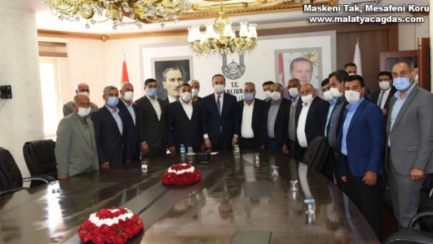 Vali Erin Bozovalı muhtarlarla bir araya geldi