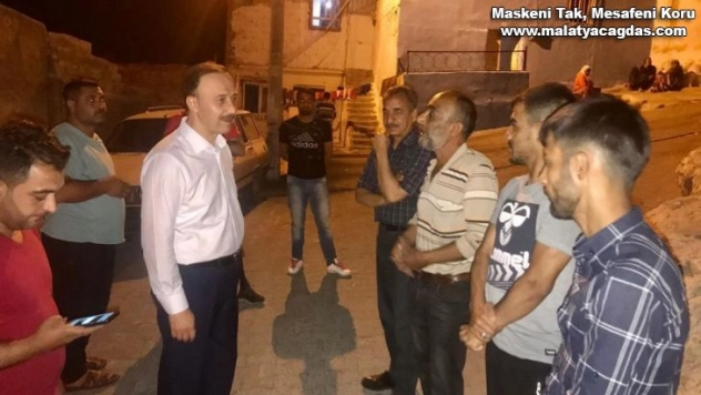 Vali Erin'den gece yarısı mahalle ziyareti