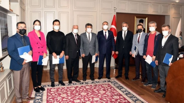 Vali Mahmut Çuhadar, TEKNOFEST şampiyonlarını ödüllendirdi