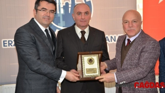 Vali Memiş'ten Sekmen ve Özakalın'a teşekkür