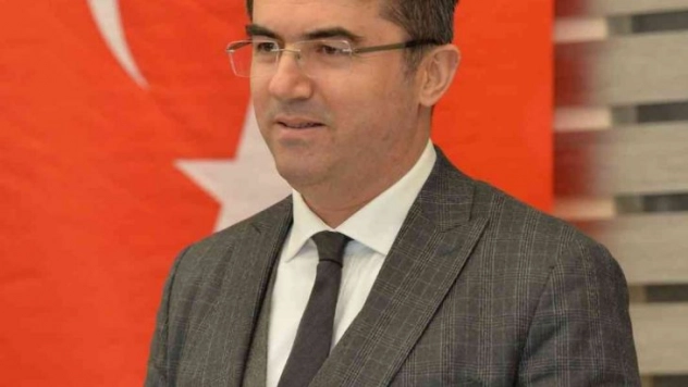 Vali Okay Memiş'ten 23 Nisan mesajı