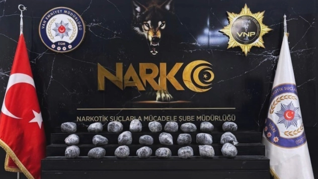 Van'da 26 kilo 160 gram metamfetamin ele geçirildi