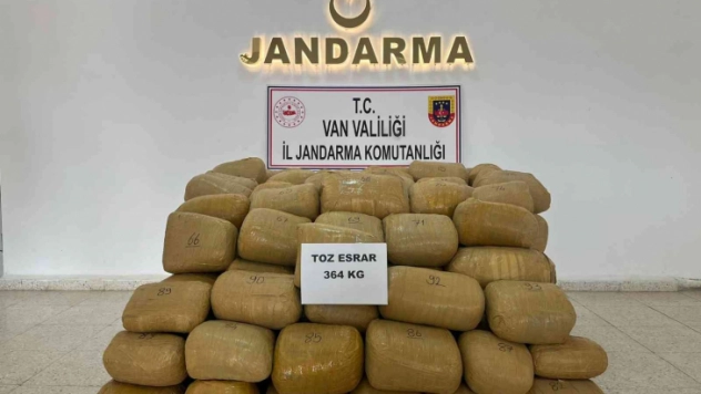 Van'da 364 kilo toz esrar ele geçirildi