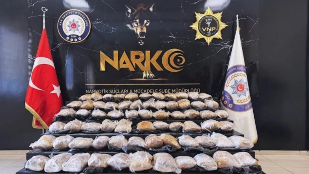Van'da 39 kilo 340 gram skunk maddesi ele geçirildi