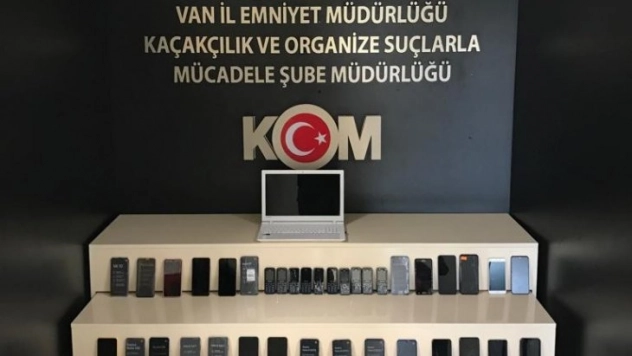 Van'da gümrük kaçağı malzemeler ele geçirildi