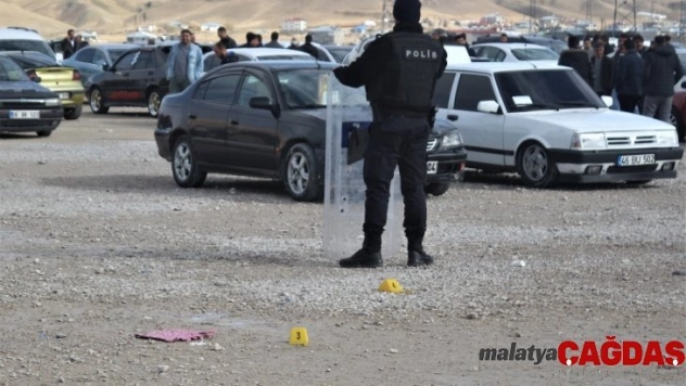 Van'da silahlı ve bıçaklı kavga: 7 yaralı