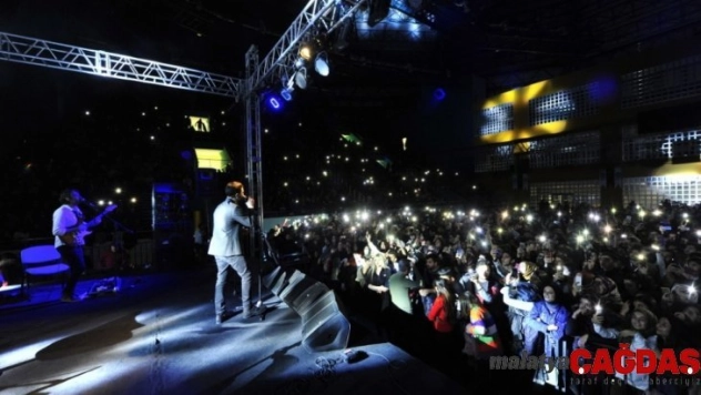 Van YYÜ'de Mehmet Erdem konseri