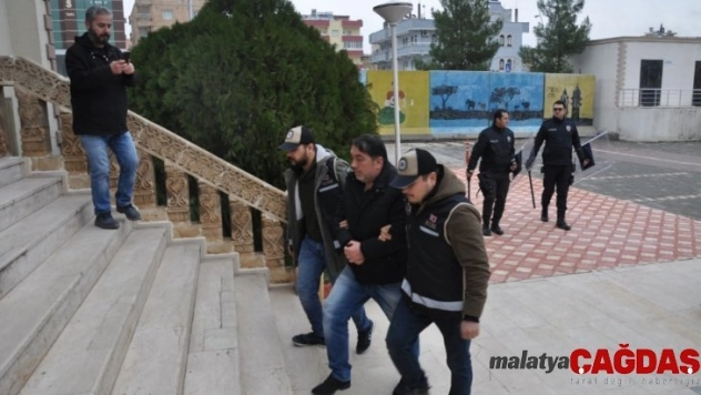 Vatandaşları 'memur' yapma vaadiyle dolandıran zanlı yakalandı