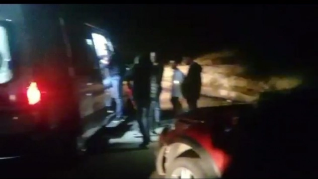 Virajı alamayan otomobil takla attı: 3 yaralı