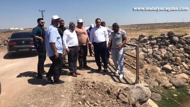 Viranşehir kırsalında asfalt çalışması