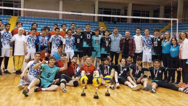 Voleybol da Aşkale rüzgarı