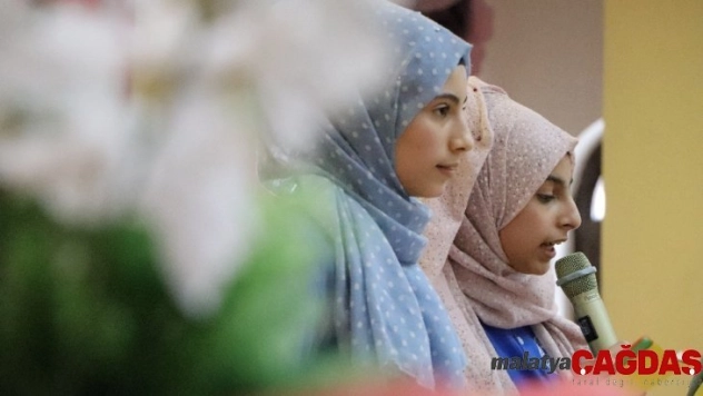 Yabancı öğrencilerden duygulandıran program